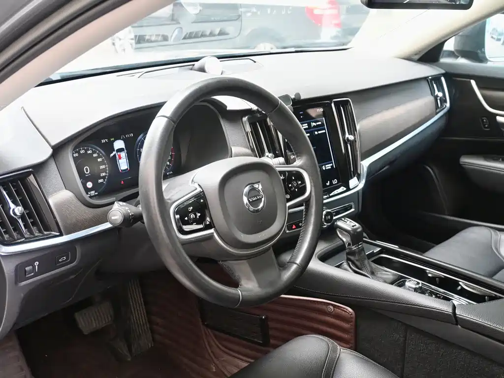Volvo V90 2020 Cross Country T5 AWD