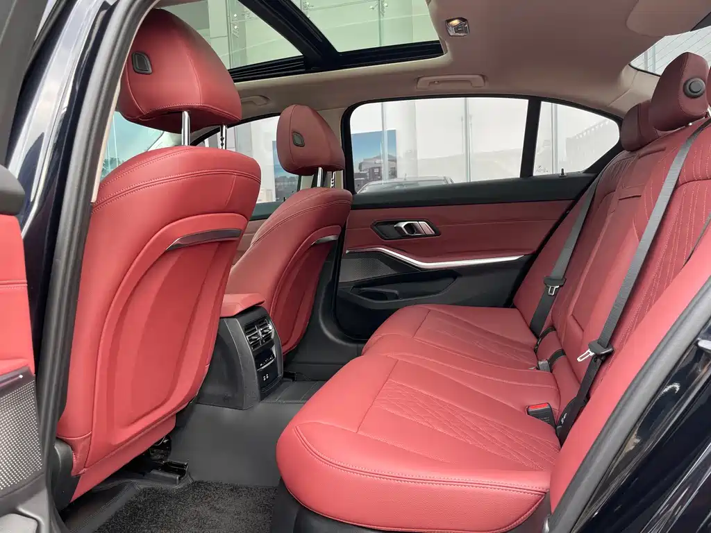 BMW 3 Series — миниатюра 8