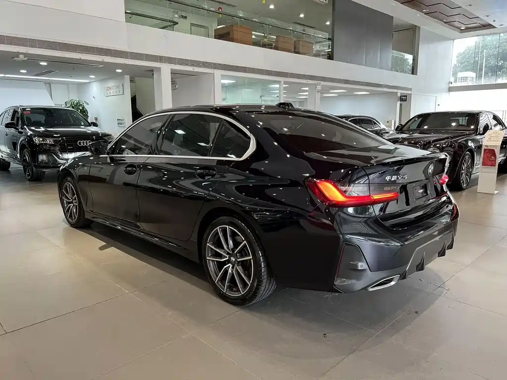 BMW 3 Series — миниатюра 6
