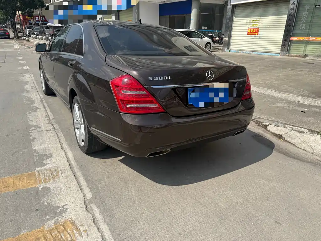 Mercedes-Benz S-Class — миниатюра 9