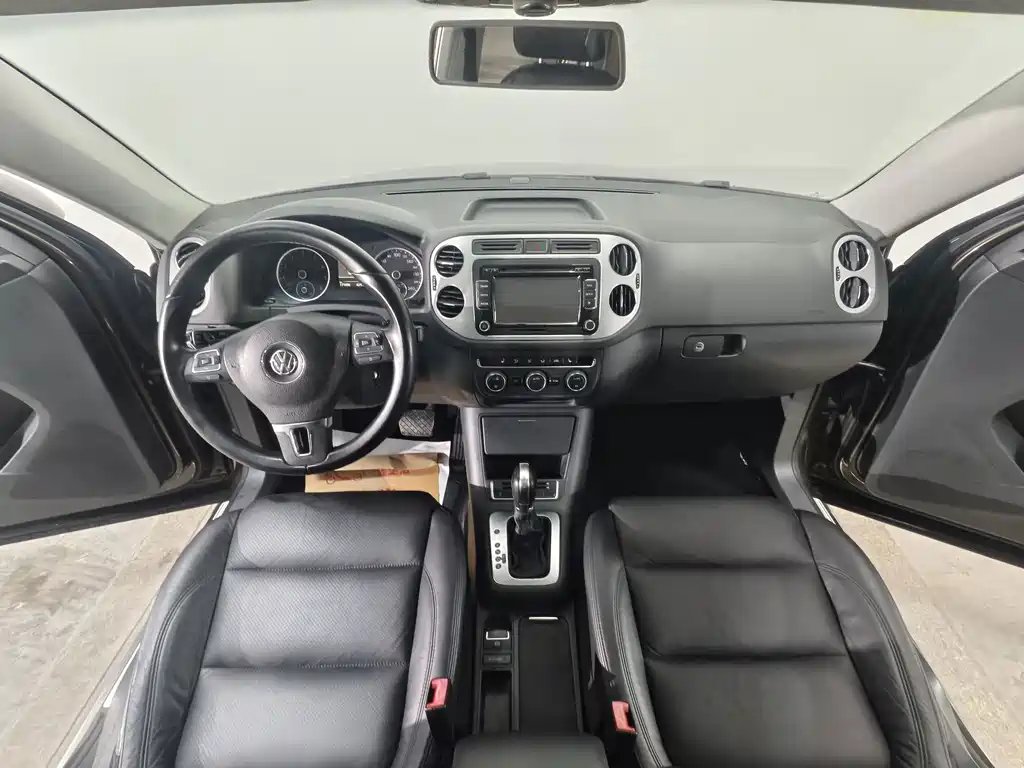 Volkswagen Tiguan — миниатюра 9