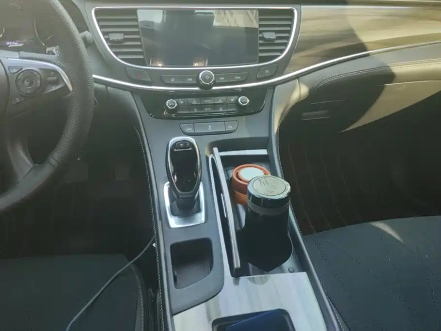 Buick LaCrosse — миниатюра 16