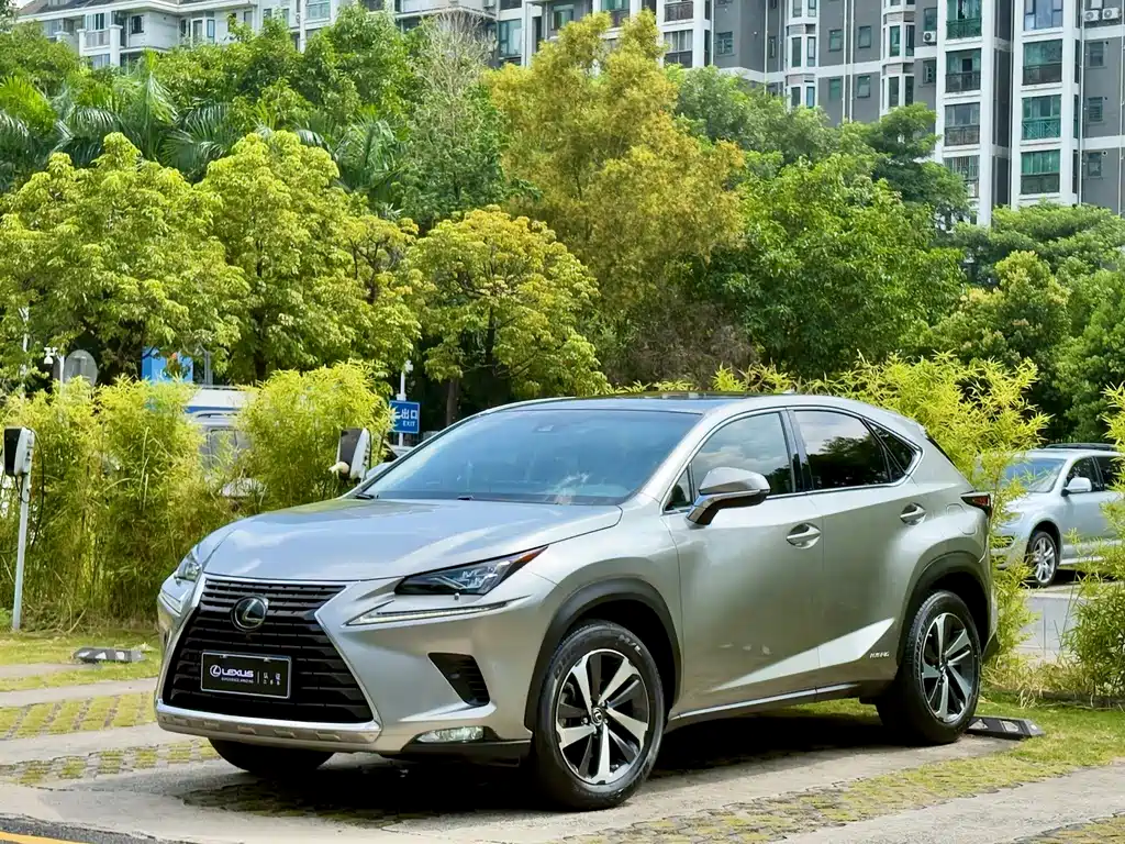 Lexus NX