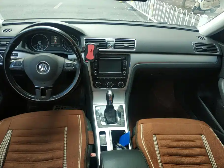 Volkswagen Passat — миниатюра 12