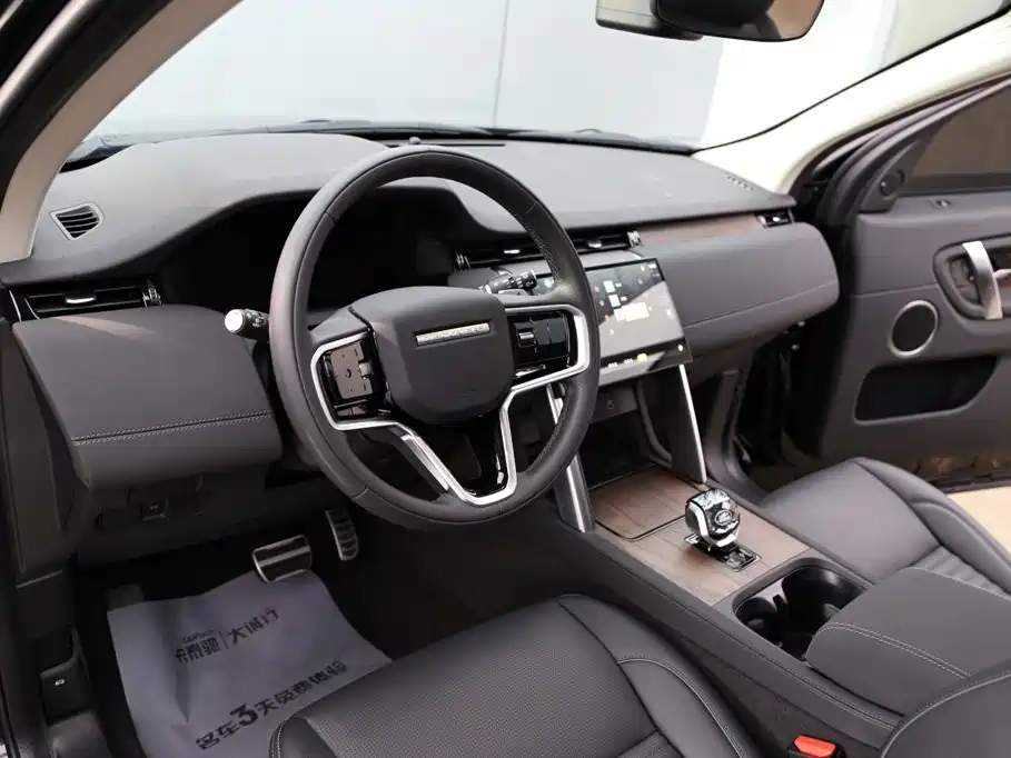Land Rover Discovery Sport — миниатюра 14