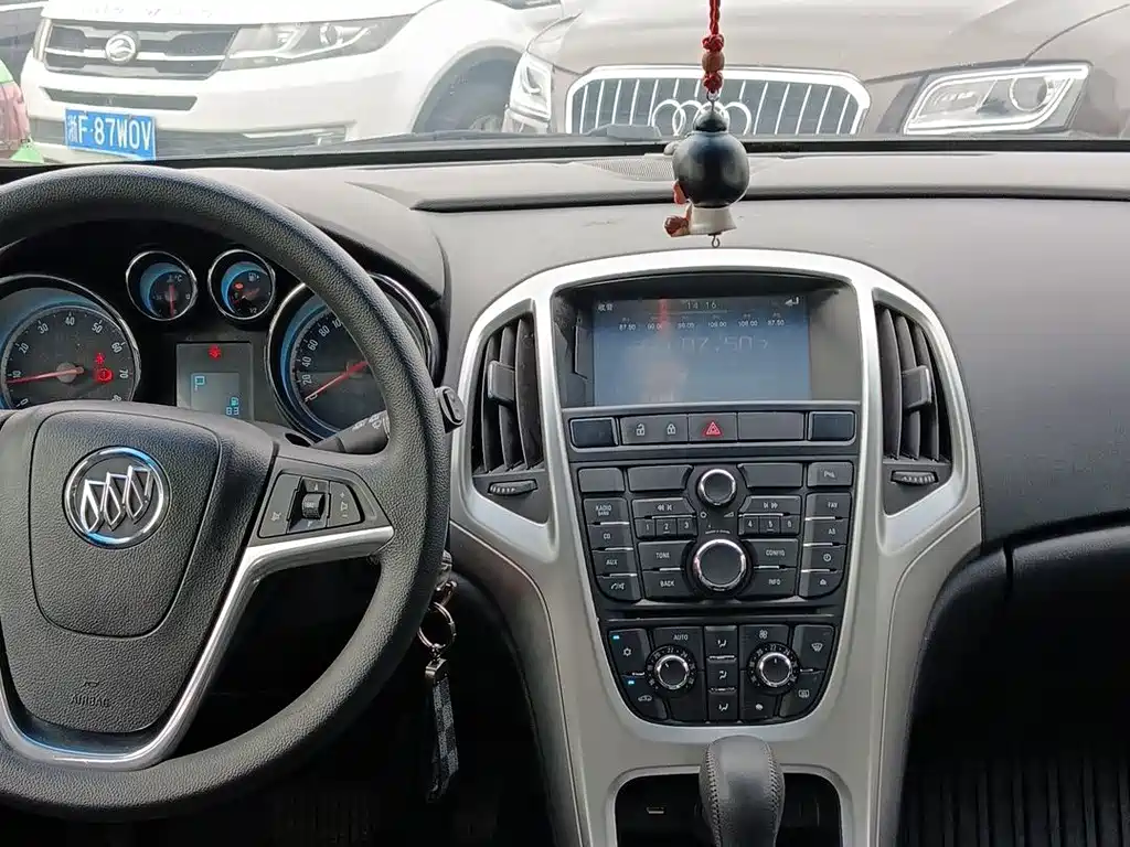 Buick Excelle — миниатюра 11