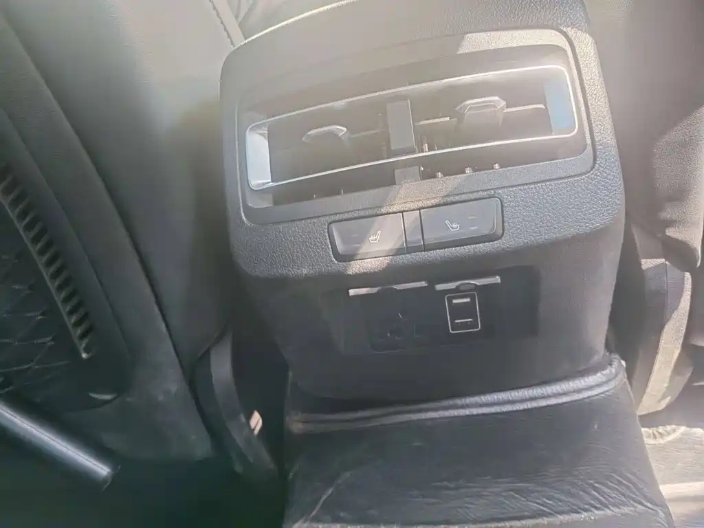 BYD Qin Pro NEV — миниатюра 8