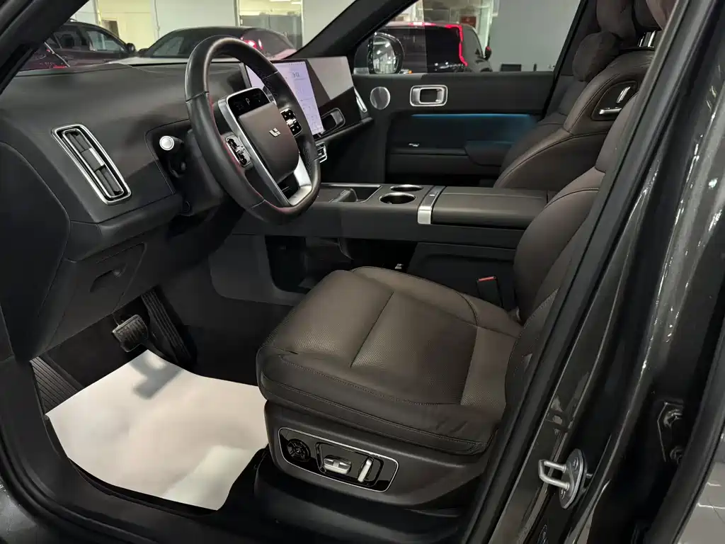 Li Auto Li L8 — миниатюра 5