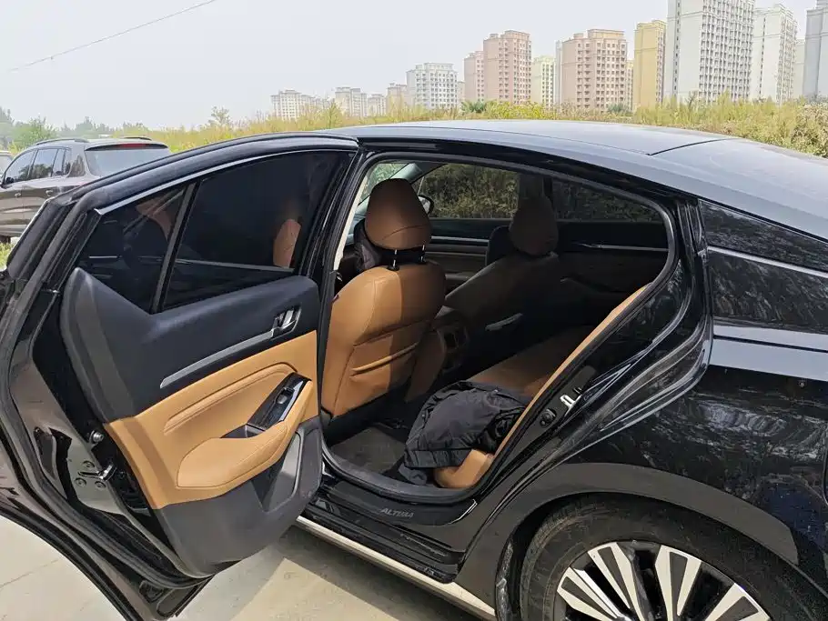 Nissan Teana — миниатюра 11