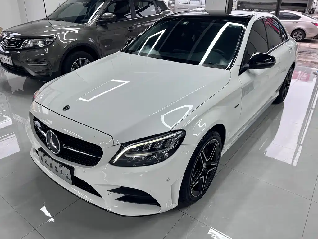 Mercedes-Benz C-Class 2022