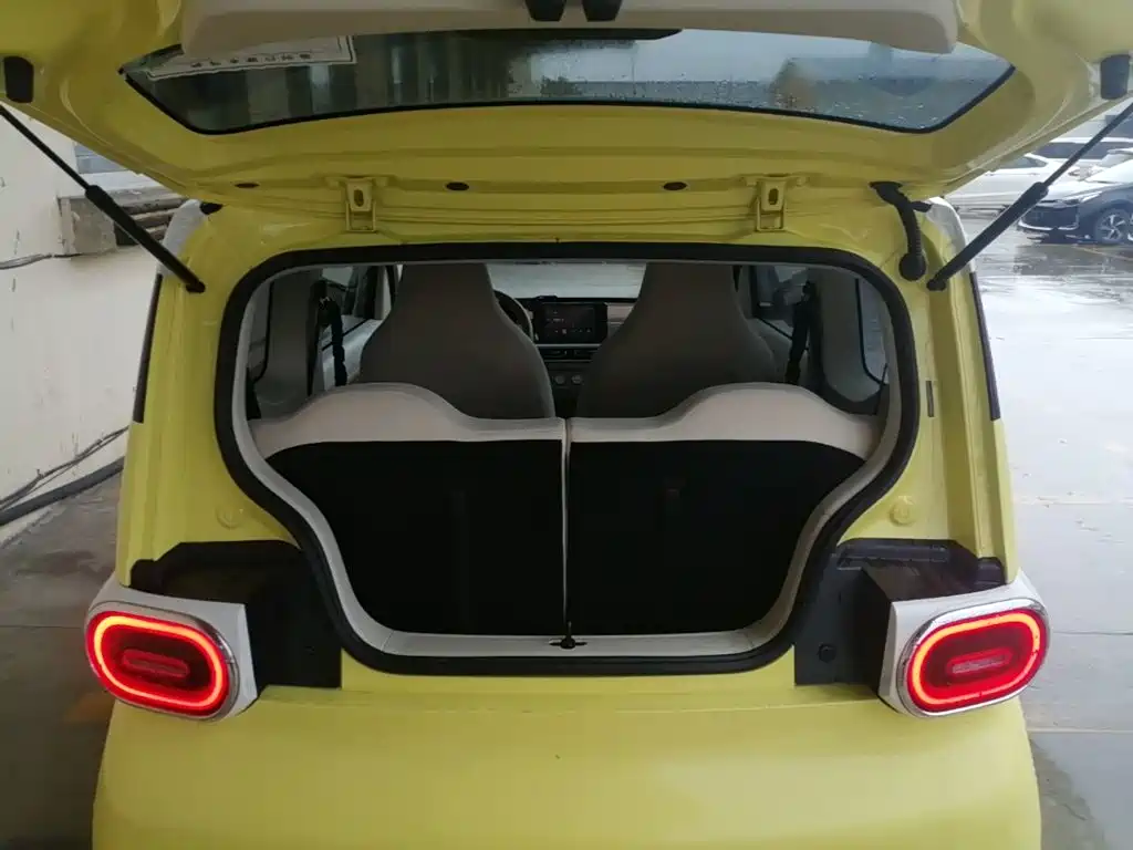 Wuling MINIEV — миниатюра 19