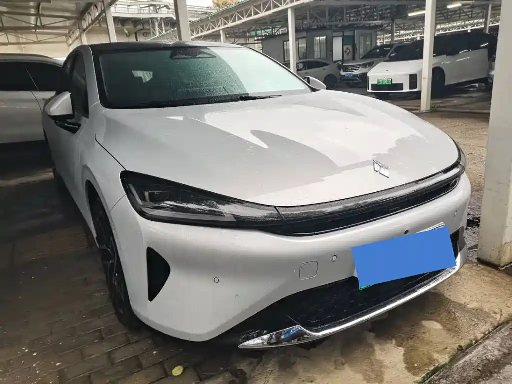 Baojun Xiangjing — миниатюра 3