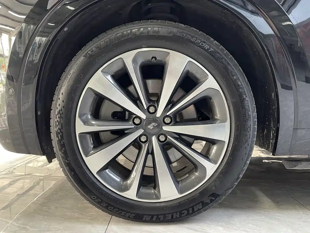 Li Auto Li ONE — миниатюра 28