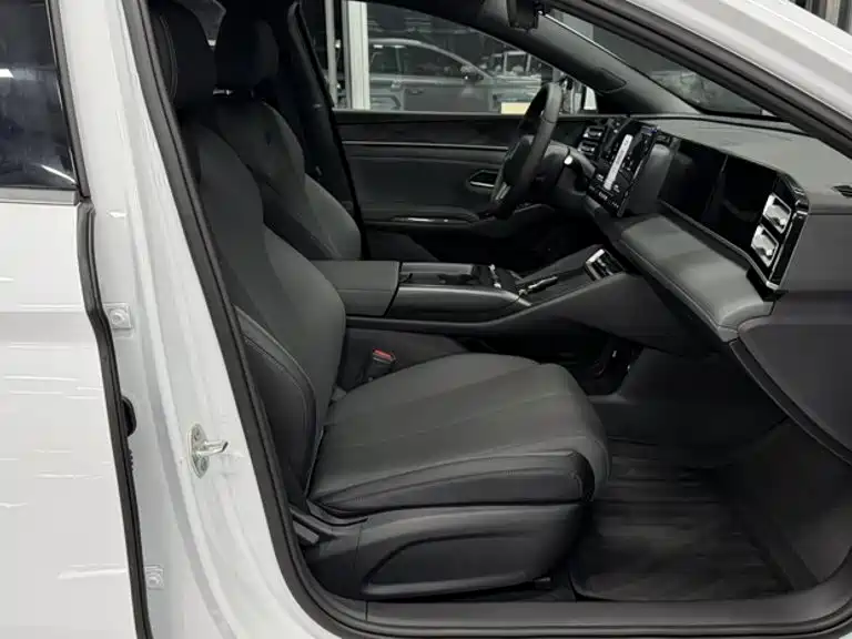 BYD Qin L — миниатюра 14