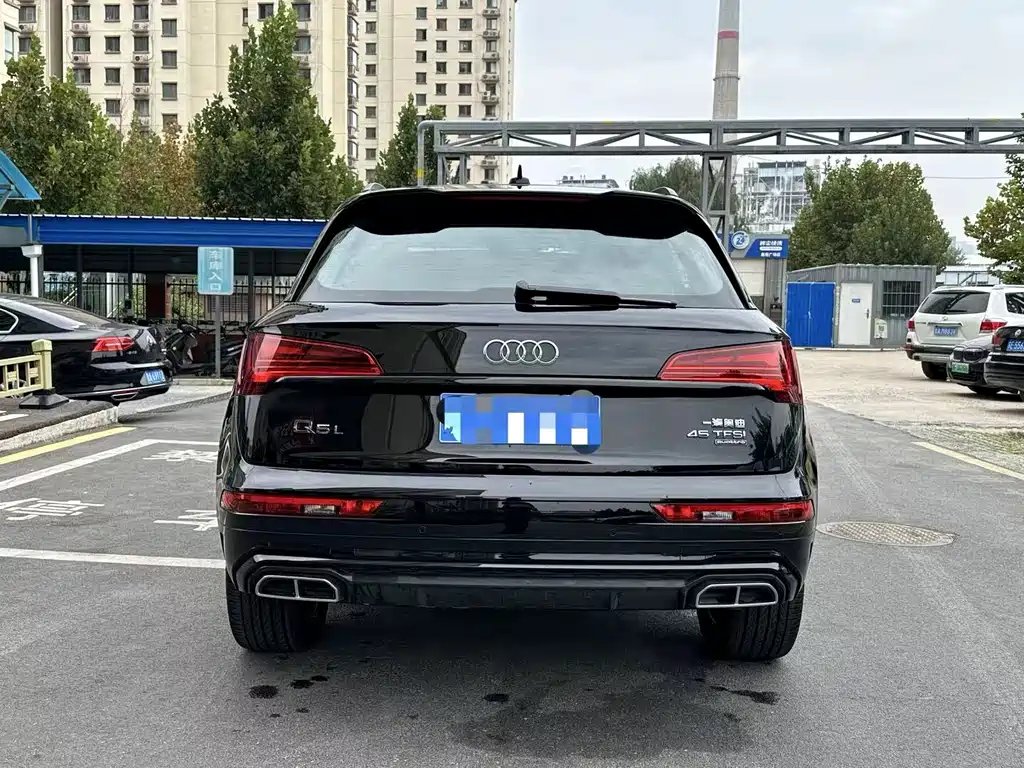Audi Q5L — миниатюра 6
