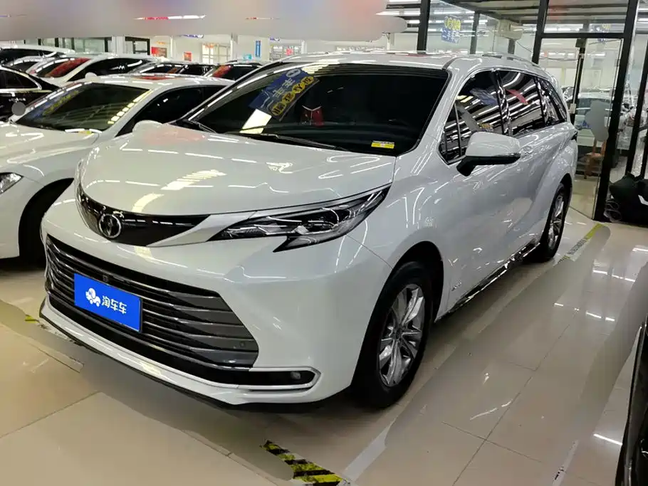 Toyota Sienna