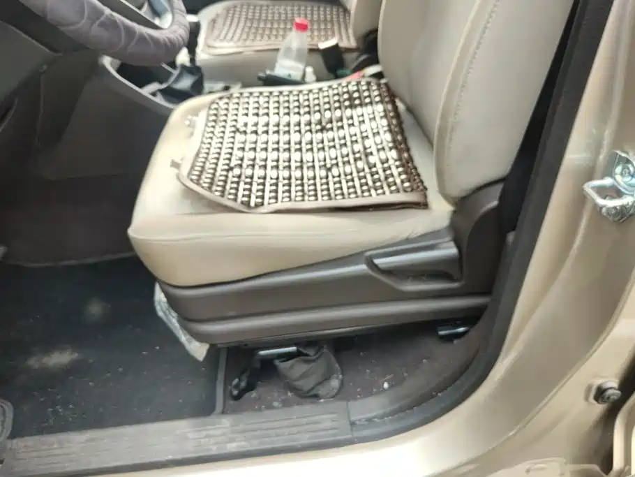 Wuling Hongguang V — миниатюра 9