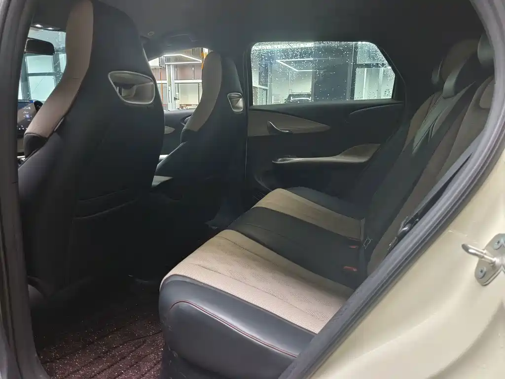 BYD Dolphin — миниатюра 9