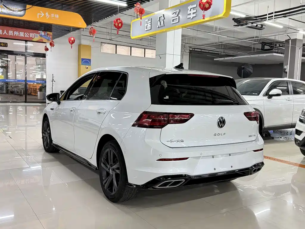 Volkswagen Golf — миниатюра 6