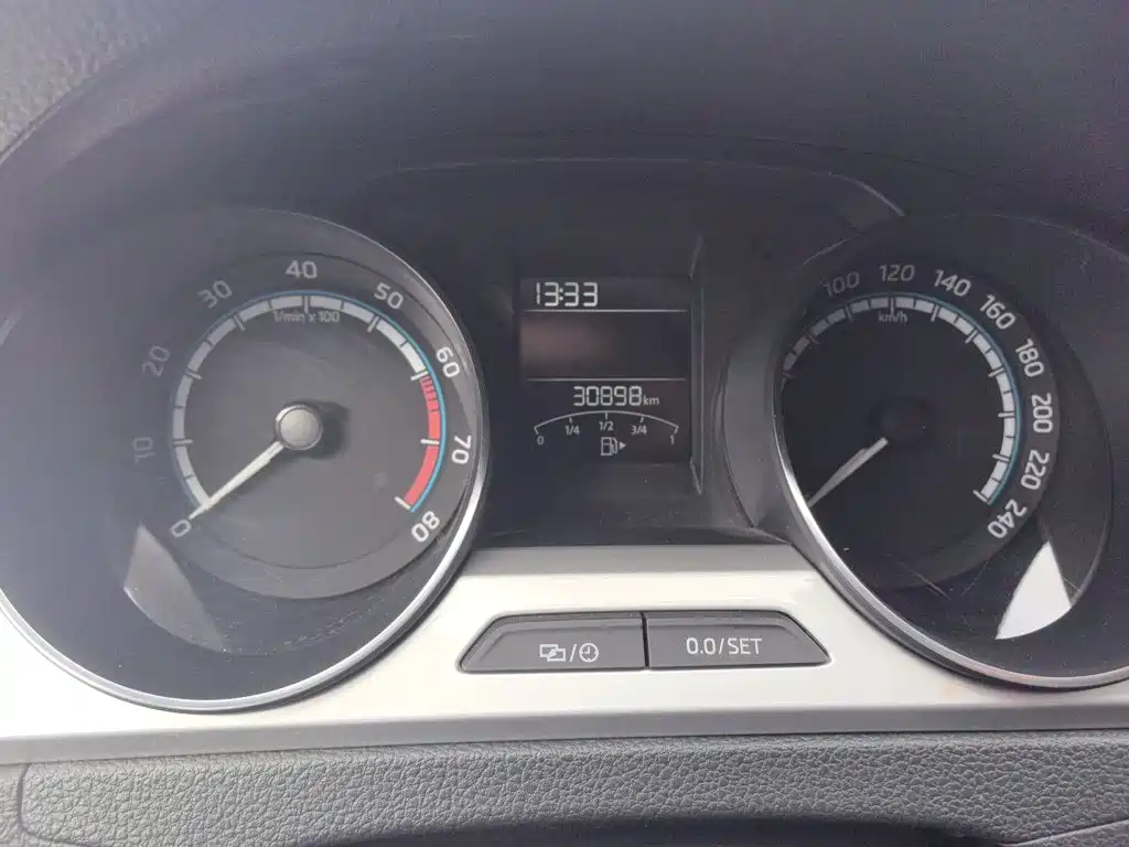 Skoda Rapid — миниатюра 11
