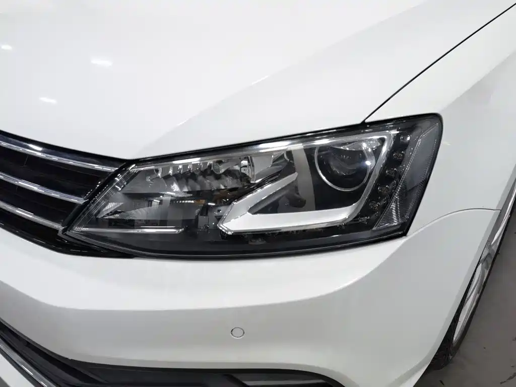 Volkswagen Sagitar — миниатюра 7