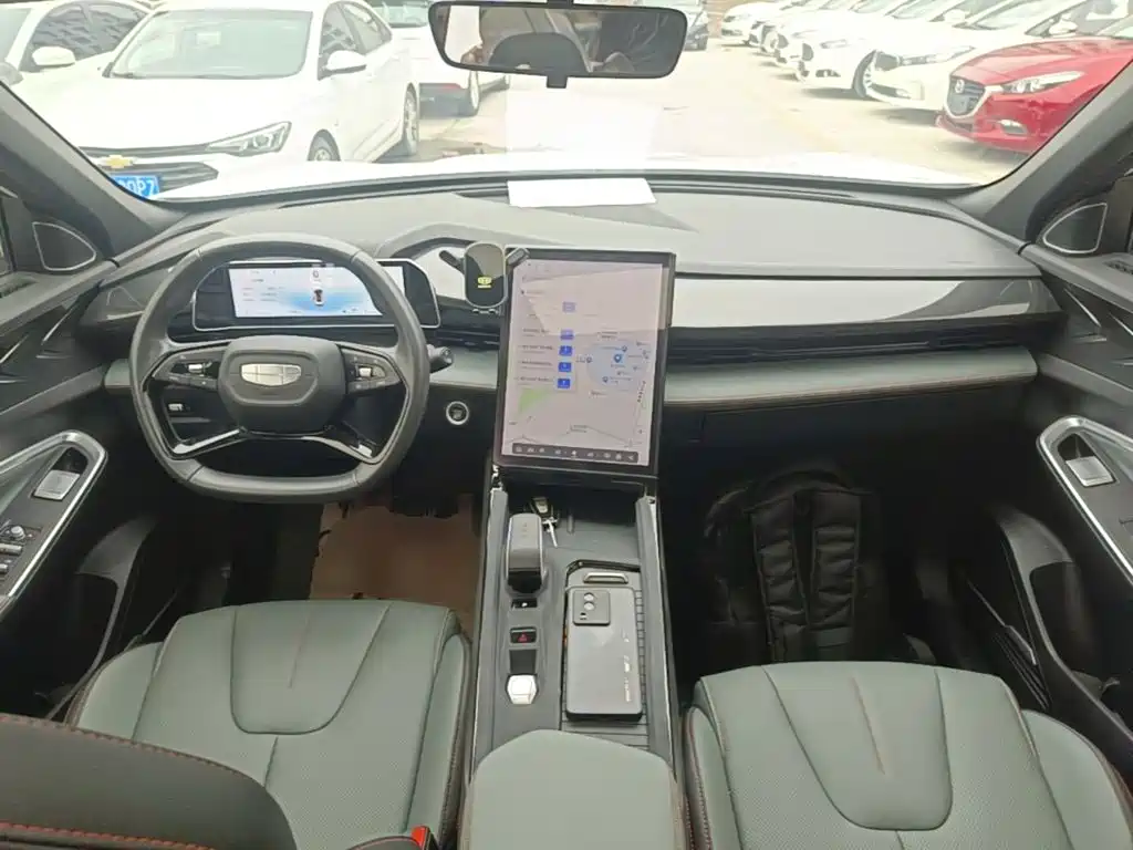 Geely Boyue — миниатюра 10