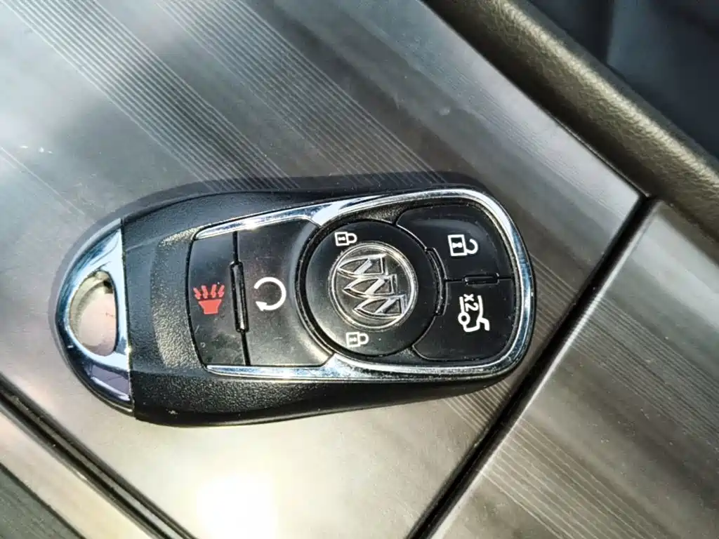 Buick LaCrosse — миниатюра 9