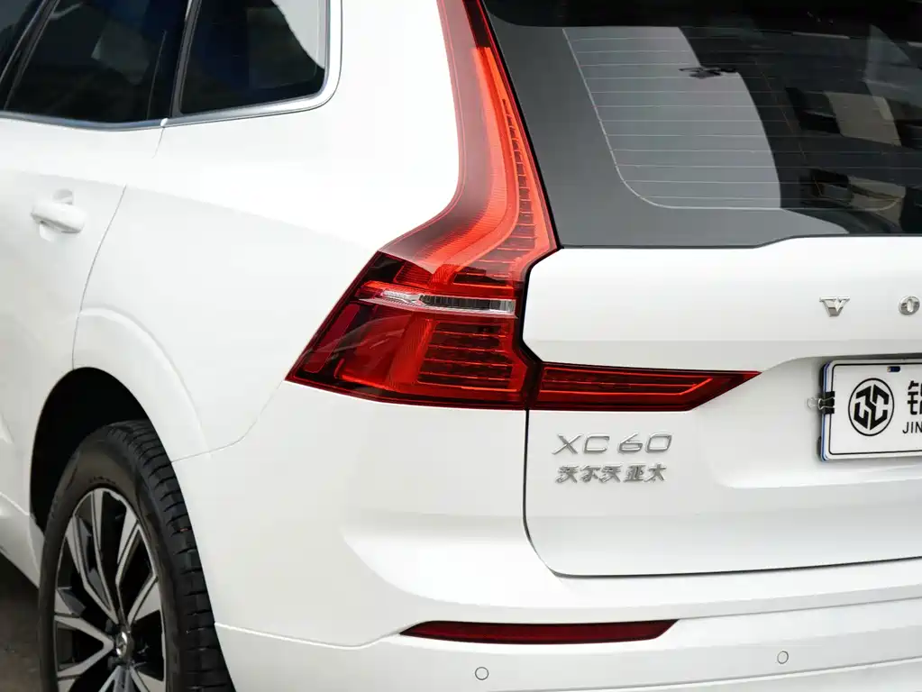 Volvo XC60 — миниатюра 8