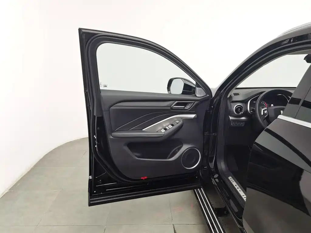 Wey Wey VV6 — миниатюра 8