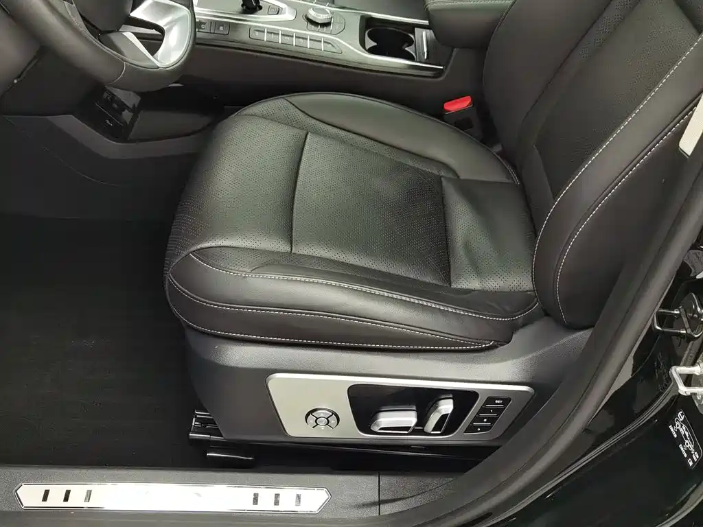Wey Wey VV6 — миниатюра 20