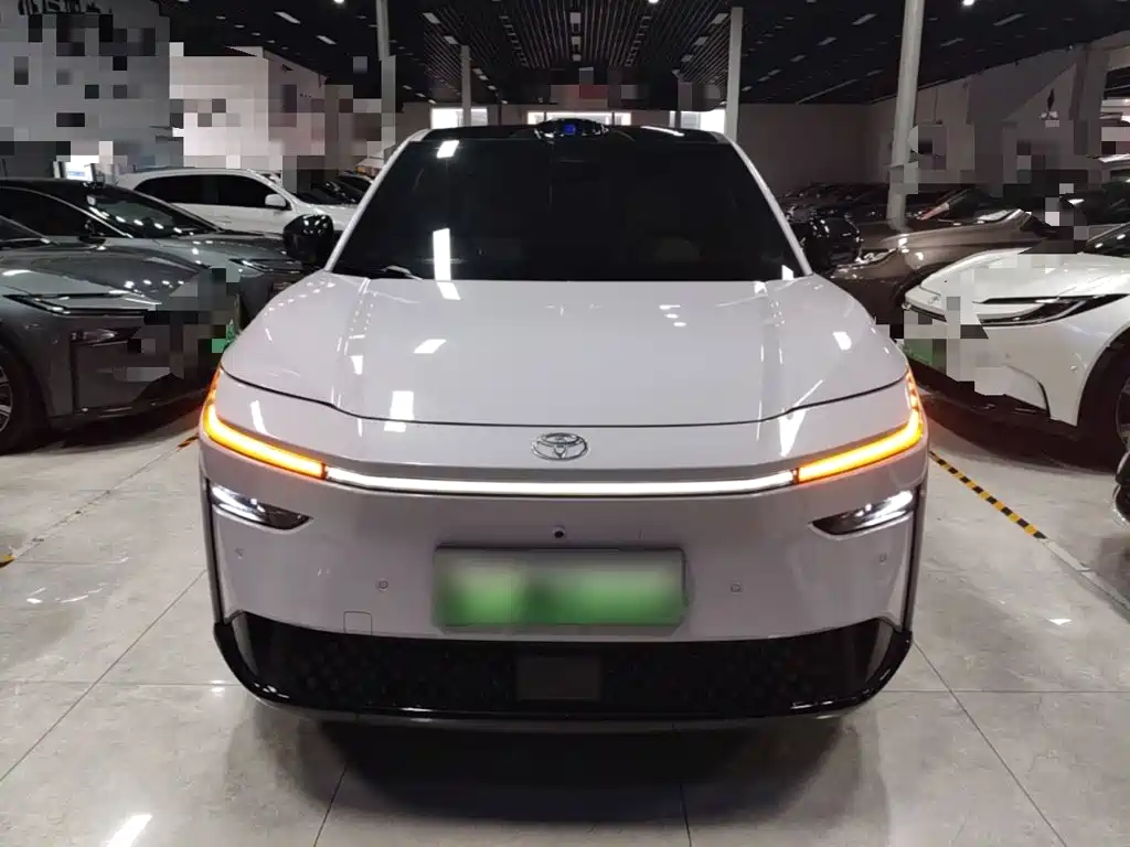 Toyota bZ3X — миниатюра 3