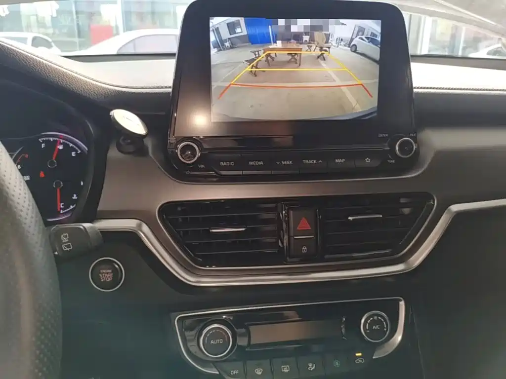 Kia Sportage — миниатюра 13