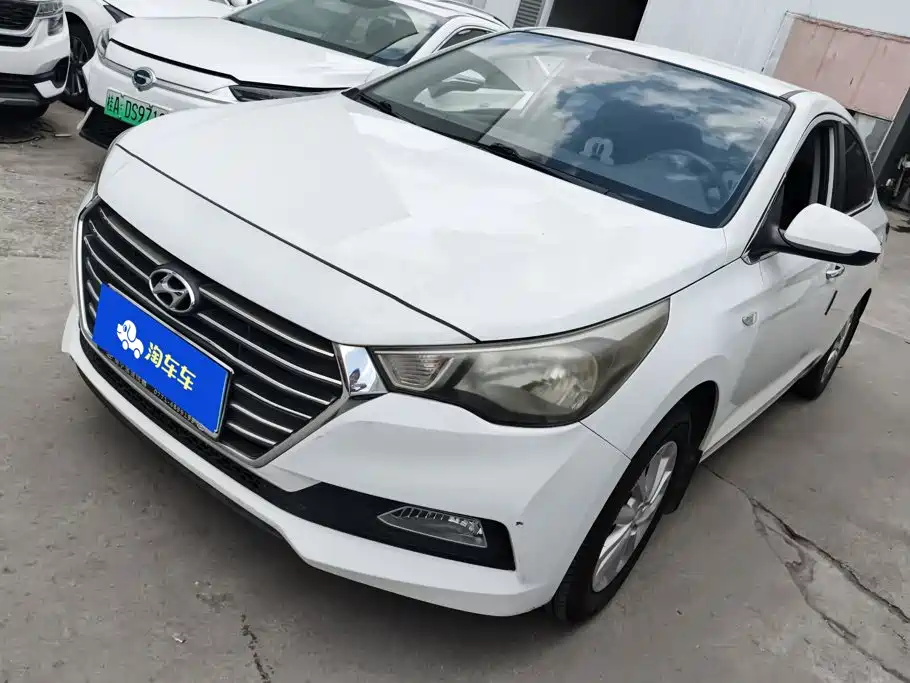 Hyundai Verna