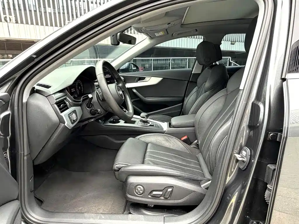 Audi A4L — миниатюра 4