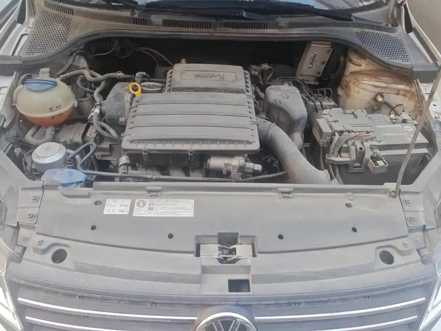 Volkswagen Santana — миниатюра 10