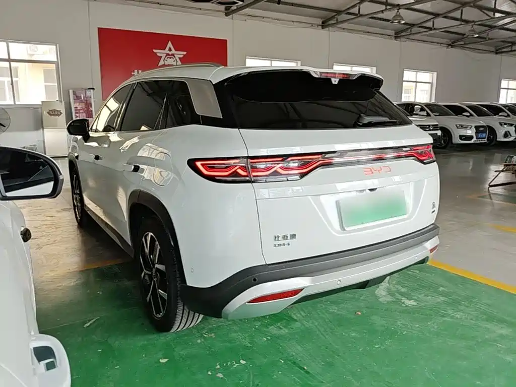 BYD L DM-i — миниатюра 5