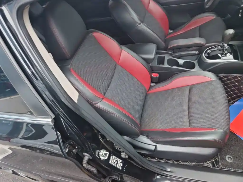 Nissan Qashqai — миниатюра 25