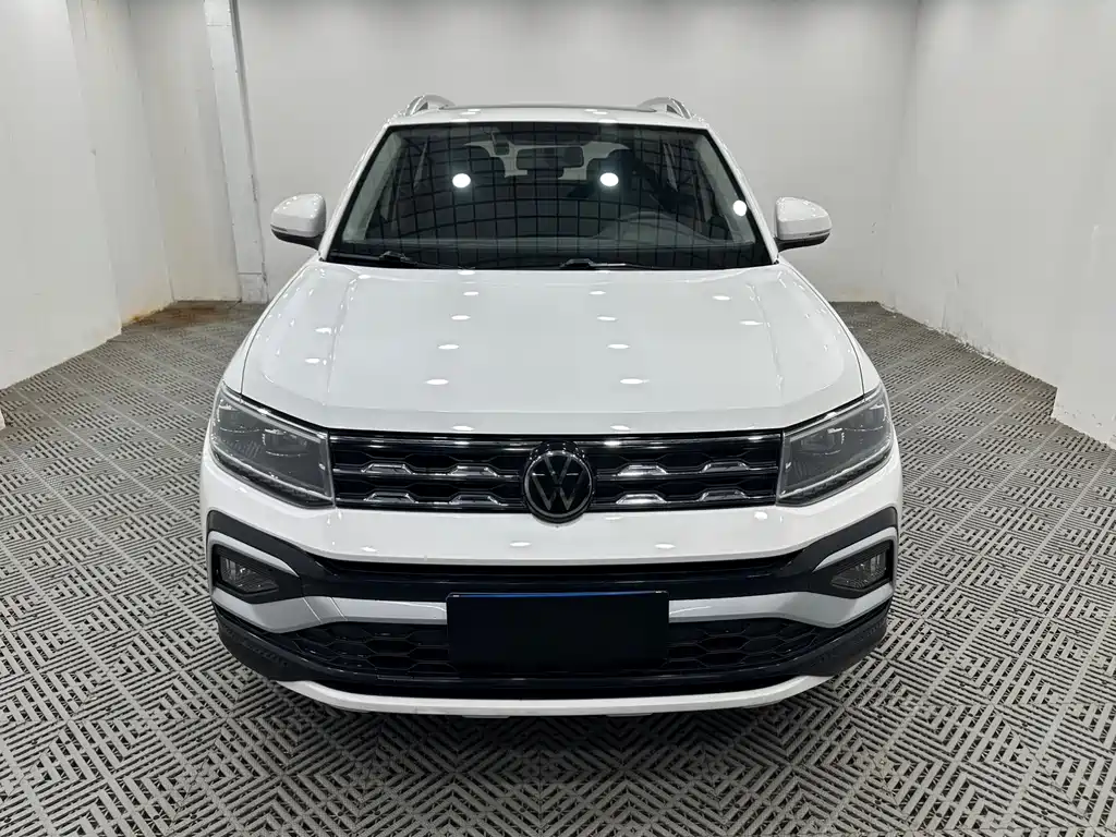 Volkswagen T-Cross — миниатюра 2
