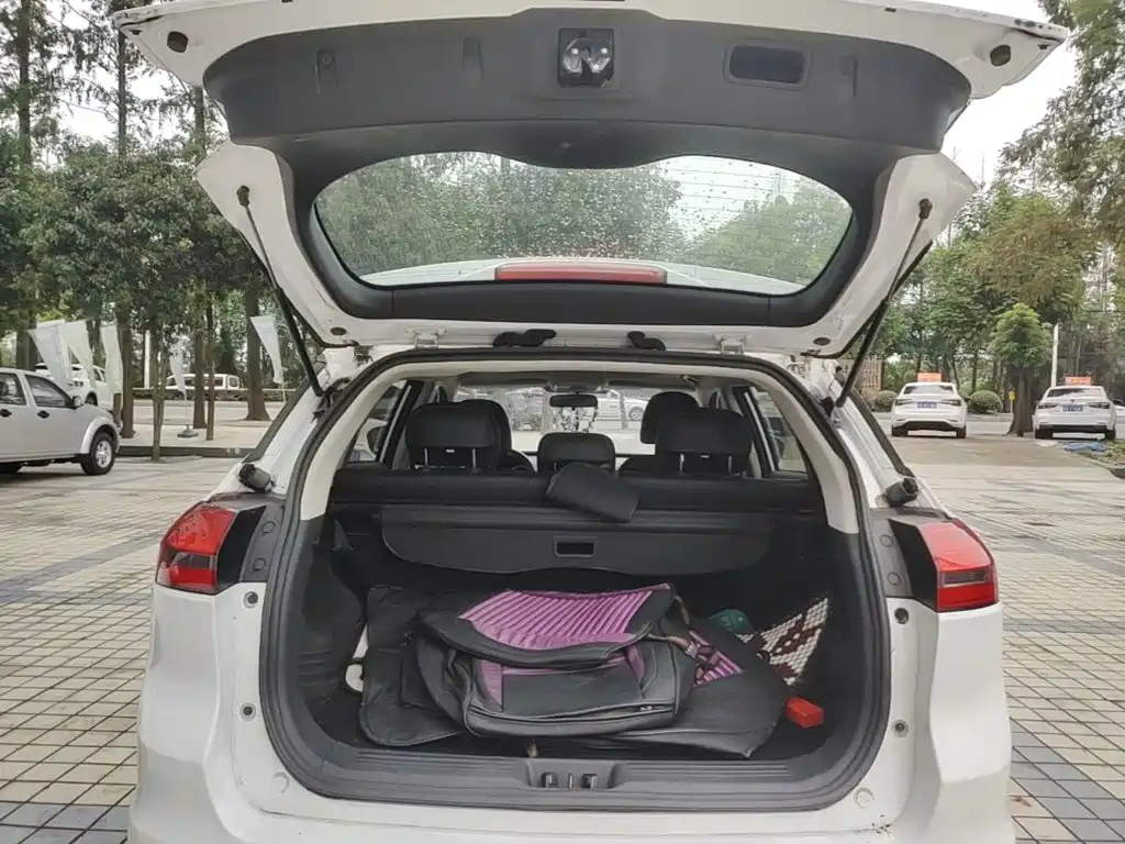 Geely Boyue — миниатюра 19