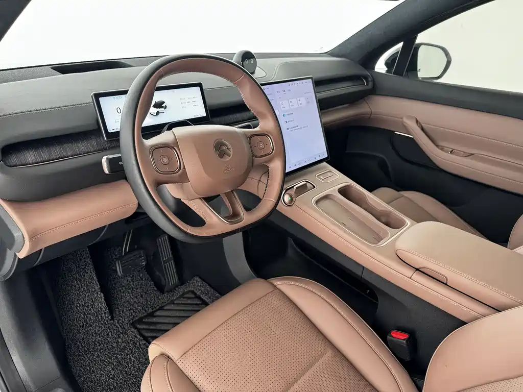 NIO ES6 — миниатюра 8