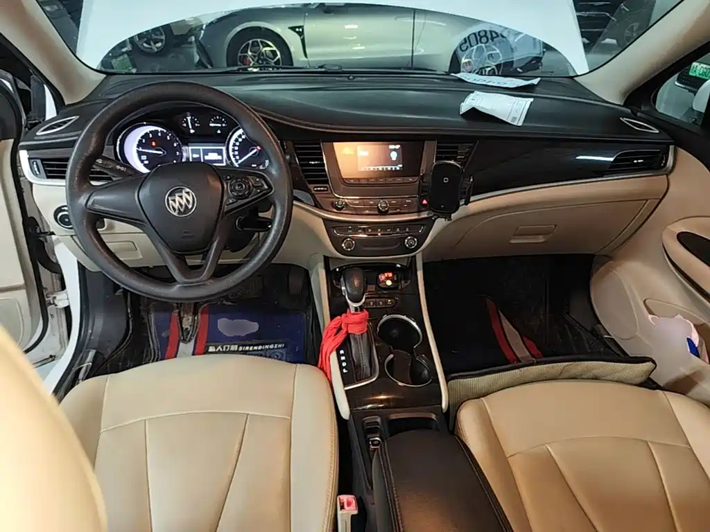 Buick Verano — миниатюра 10