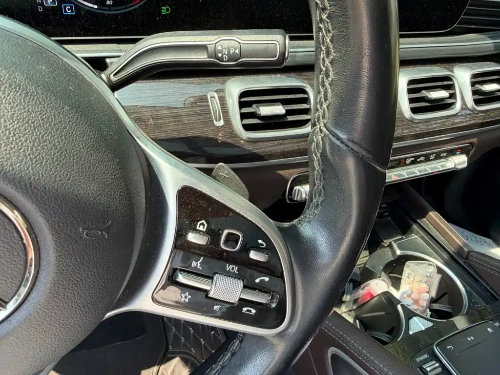 Mercedes-Benz GLE (Import) — миниатюра 10