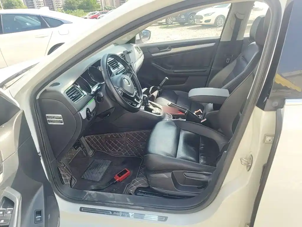 Volkswagen Sagitar — миниатюра 15