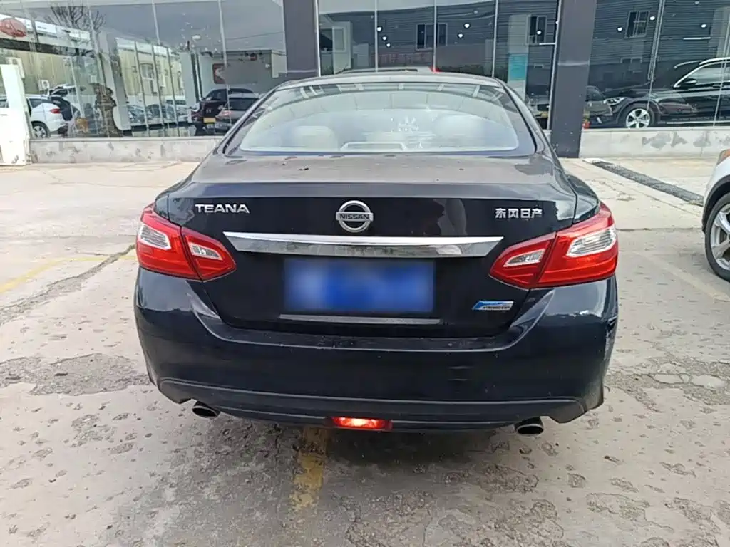 Nissan Teana — миниатюра 6