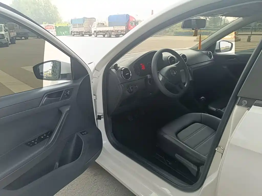 Volkswagen Jetta — миниатюра 16