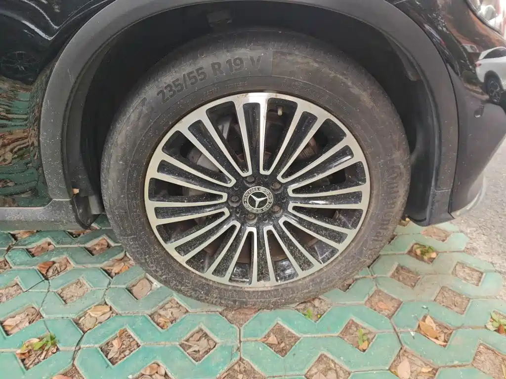 Mercedes-Benz GLC — миниатюра 8