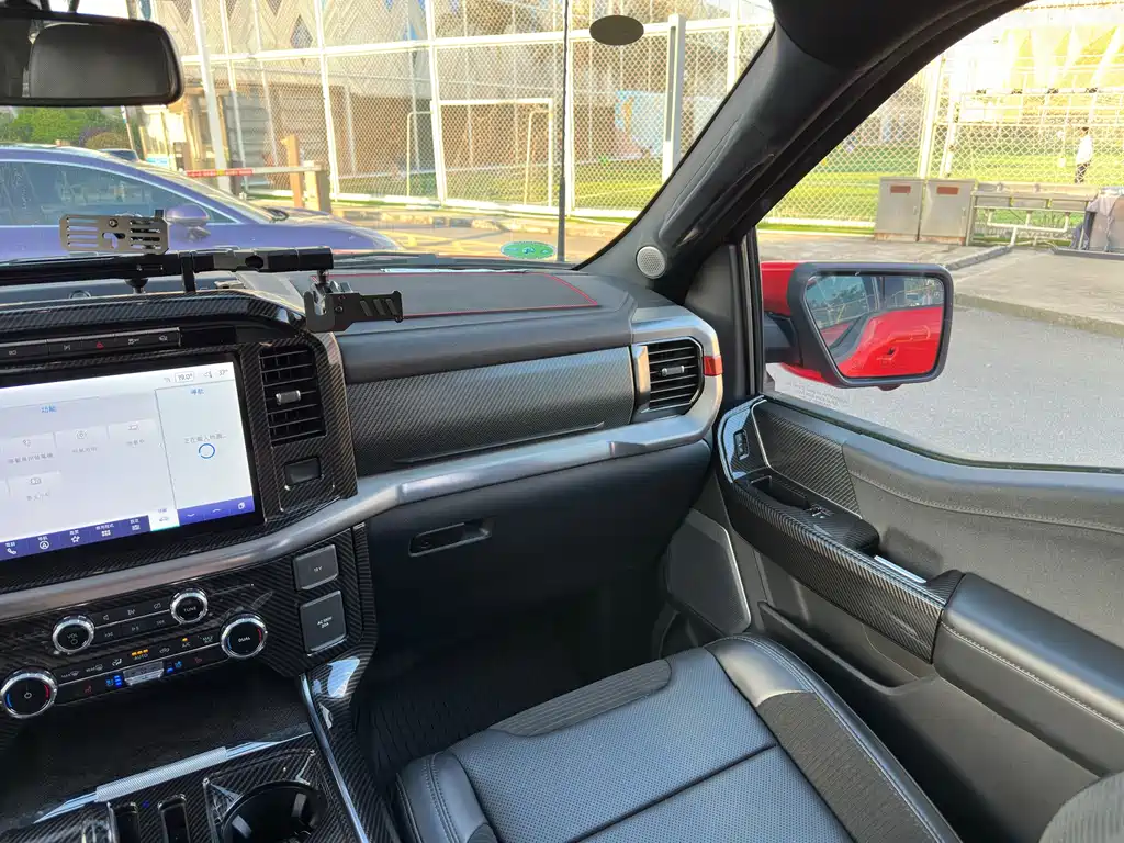 Ford F-150 Raptor - фото 22