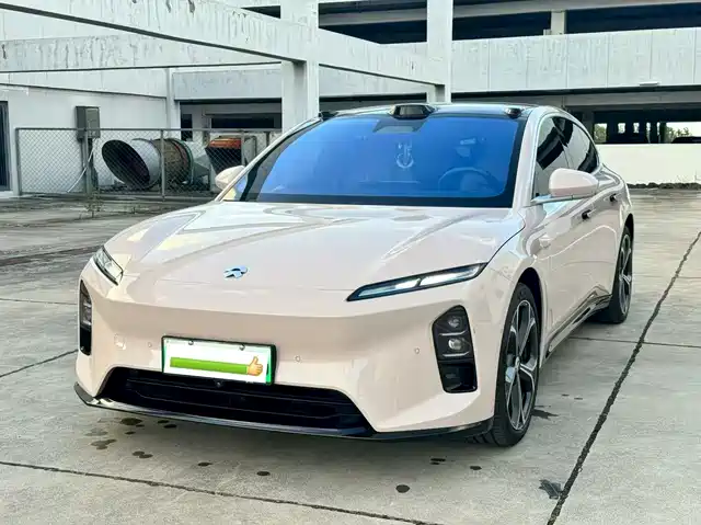 NIO ET5T