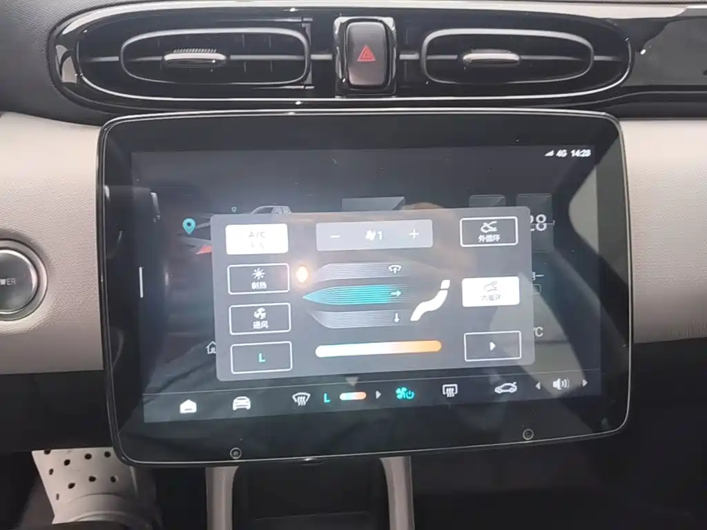 Leapmotor Leapmotor T03 — миниатюра 13