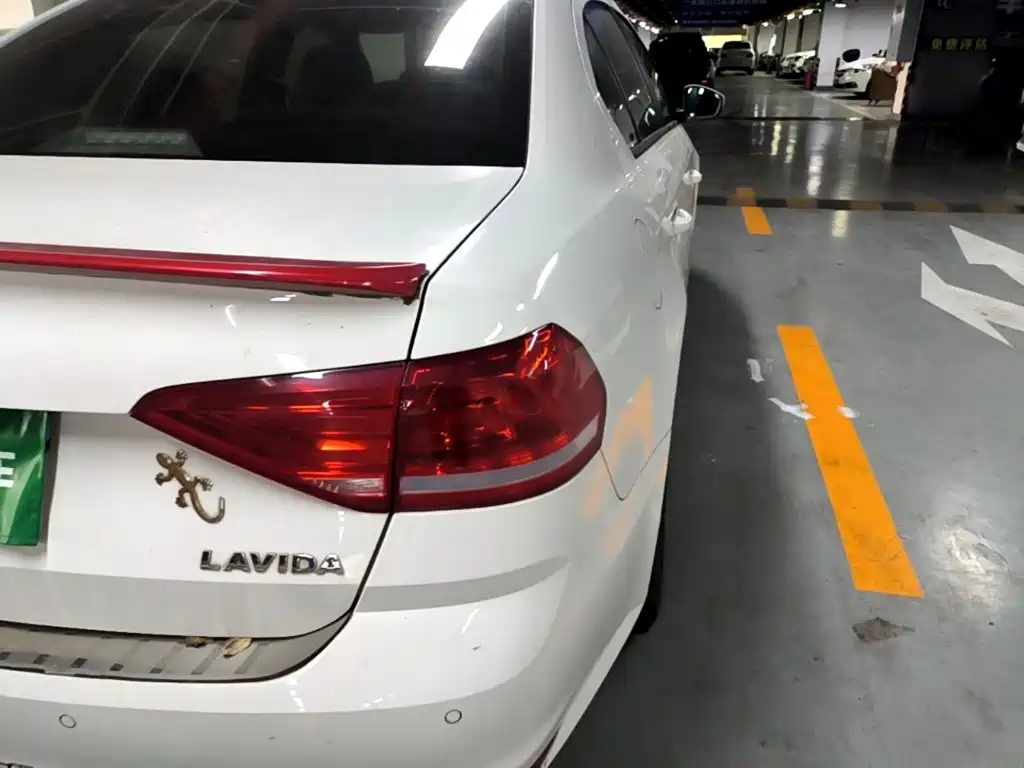 Volkswagen Lavida — миниатюра 8
